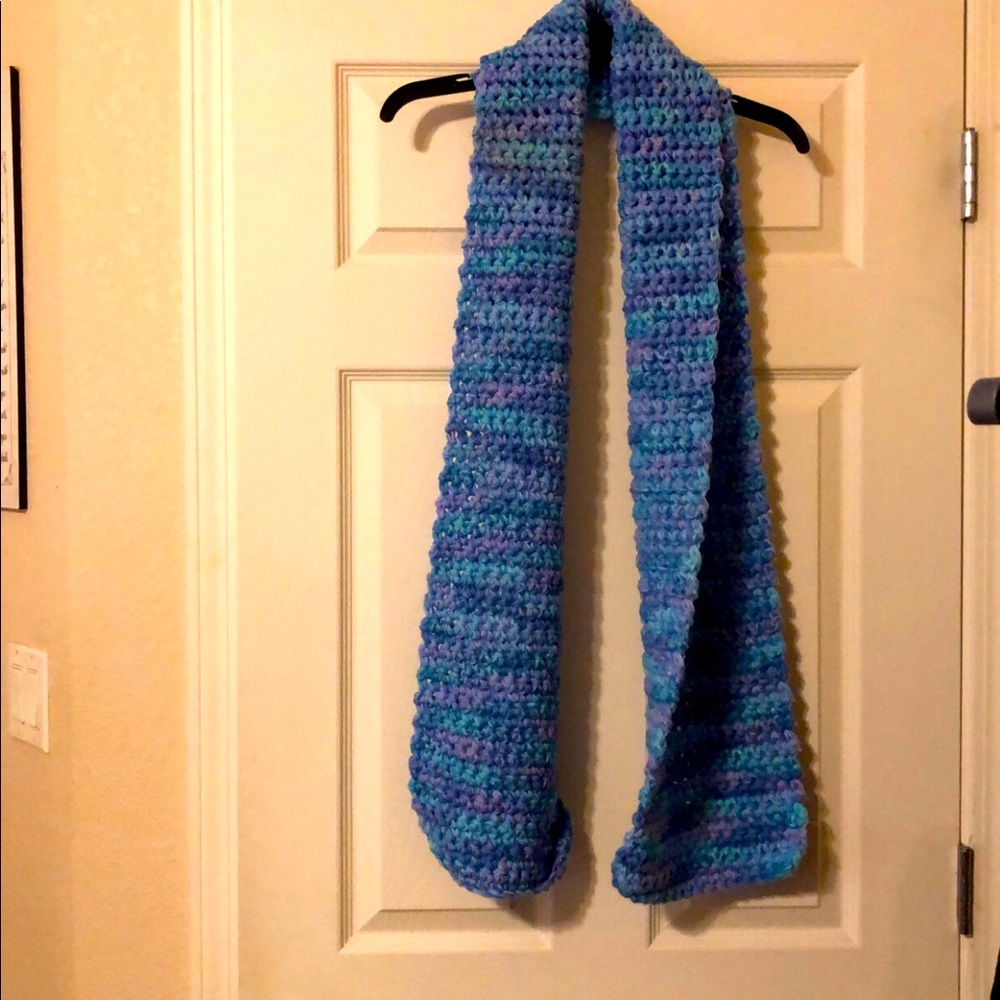 Handmade Scarf - Picture 2 of 2